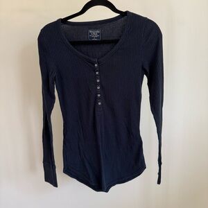 Abercrombie & Fitch Black Fitted Long Sleeve Top